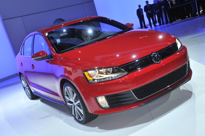 2012 volkswagen jetta gli-f3.jpg
